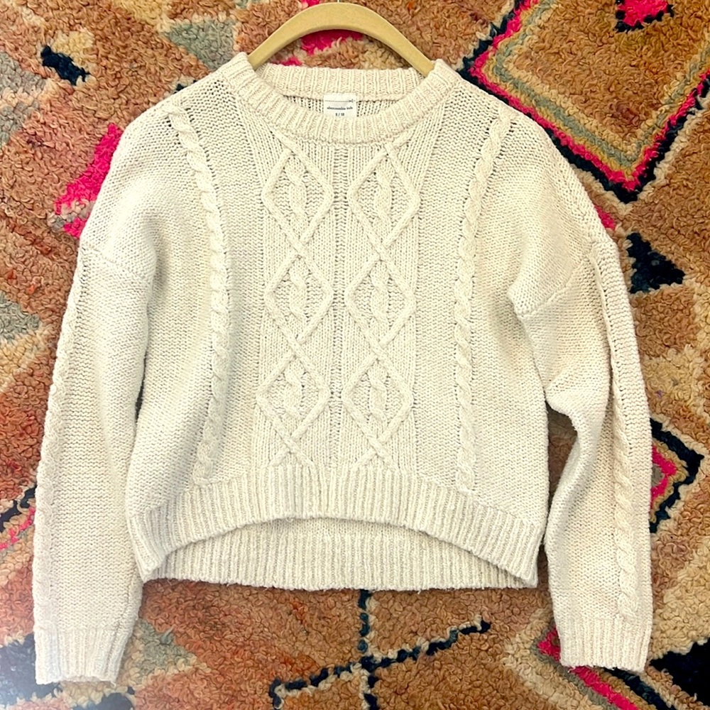 Abercrombie Kids Girls Cable Crewneck Sweater 9/10